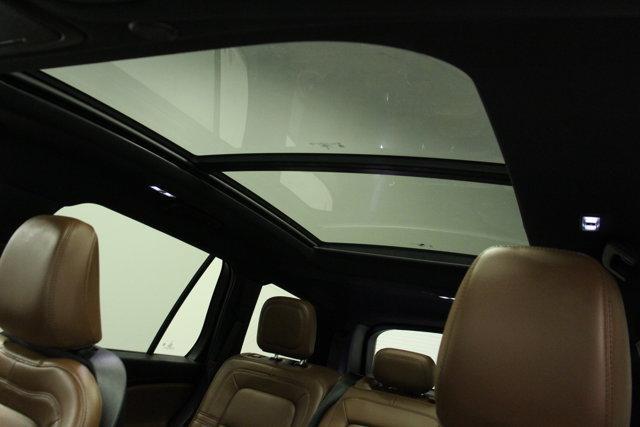 used 2023 Lincoln Aviator car, priced at $41,962
