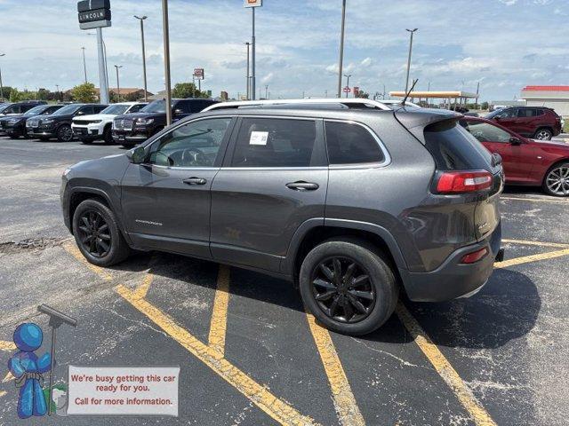 used 2015 Jeep Cherokee car, priced at $13,962