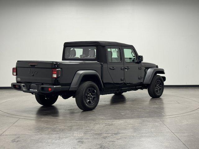 used 2024 Jeep Gladiator car, priced at $34,462