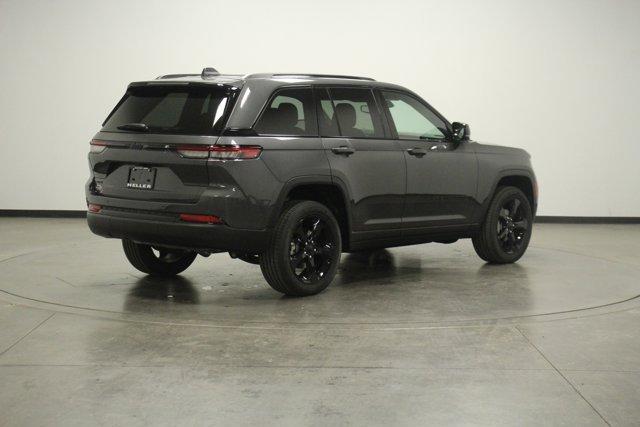 new 2024 Jeep Grand Cherokee car, priced at $50,170