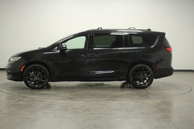 used 2023 Chrysler Pacifica car, priced at $44,962