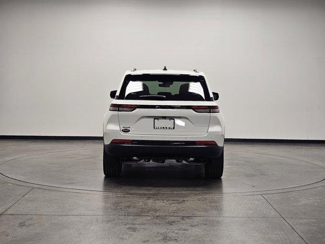 new 2025 Jeep Grand Cherokee car, priced at $48,205