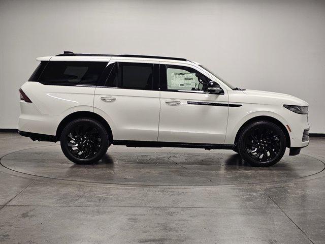 new 2025 Lincoln Navigator car, priced at $110,185