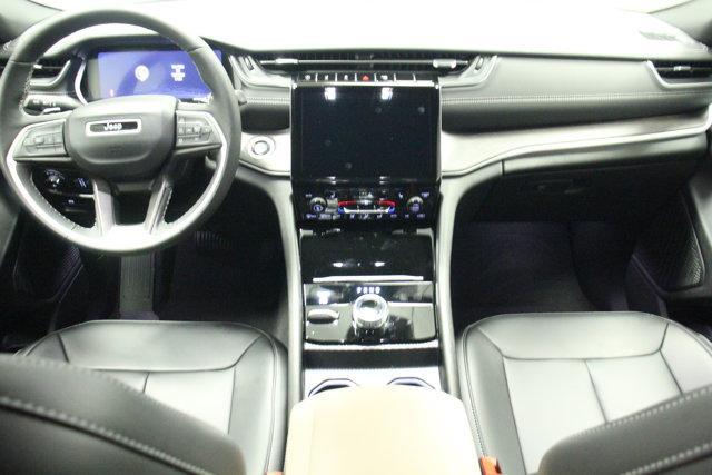 new 2025 Jeep Grand Cherokee car, priced at $50,620