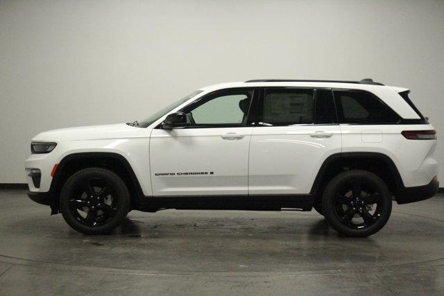 new 2025 Jeep Grand Cherokee car, priced at $50,620