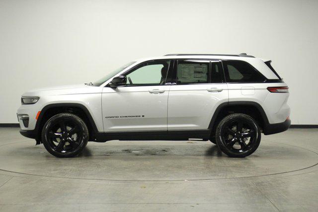 new 2024 Jeep Grand Cherokee car, priced at $53,020