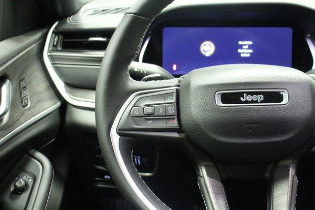 new 2024 Jeep Grand Cherokee car, priced at $53,020