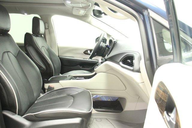 used 2023 Chrysler Pacifica Hybrid car, priced at $42,962