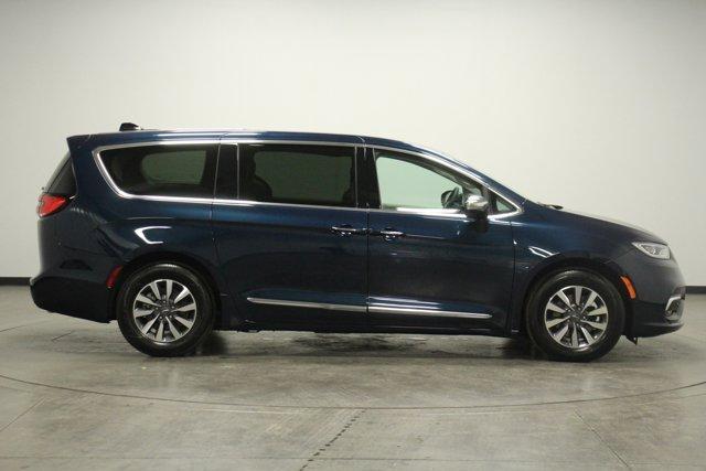 used 2023 Chrysler Pacifica Hybrid car, priced at $42,962