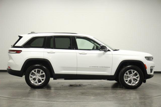 used 2024 Jeep Grand Cherokee car, priced at $38,962