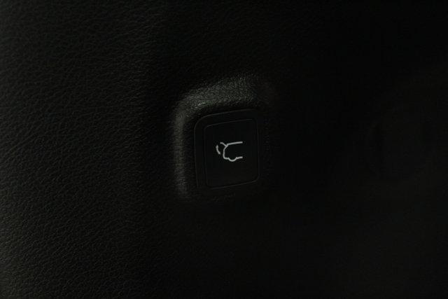 used 2021 Jeep Cherokee car, priced at $22,962