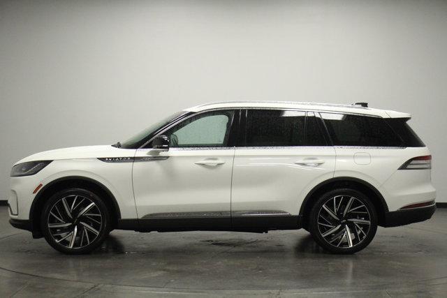 new 2025 Lincoln Aviator car, priced at $81,050