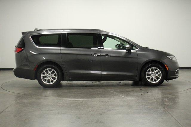 used 2022 Chrysler Pacifica car, priced at $23,462