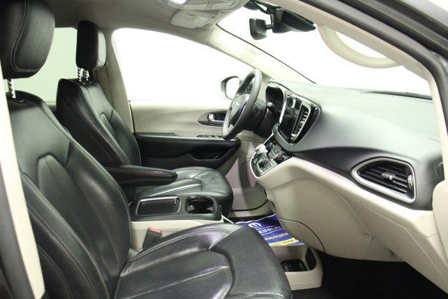 used 2022 Chrysler Pacifica car, priced at $23,462