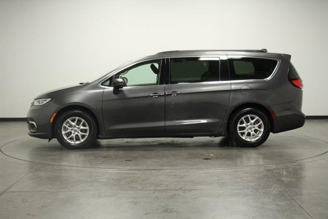 used 2022 Chrysler Pacifica car, priced at $23,462