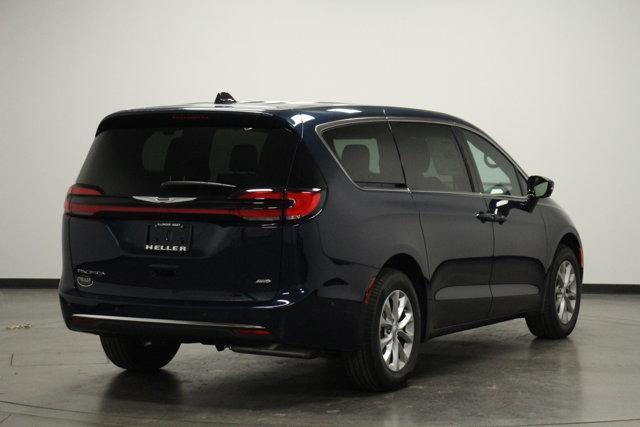 new 2025 Chrysler Pacifica car, priced at $48,915