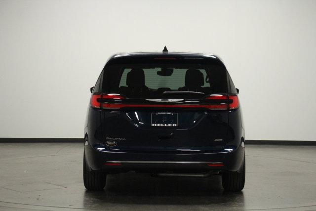 new 2025 Chrysler Pacifica car, priced at $48,915