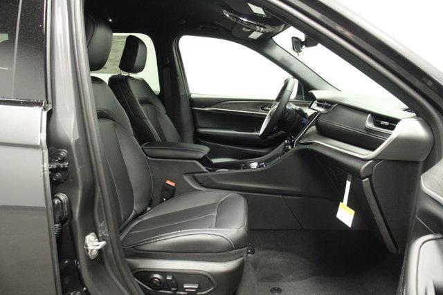 new 2025 Jeep Grand Cherokee L car, priced at $50,490