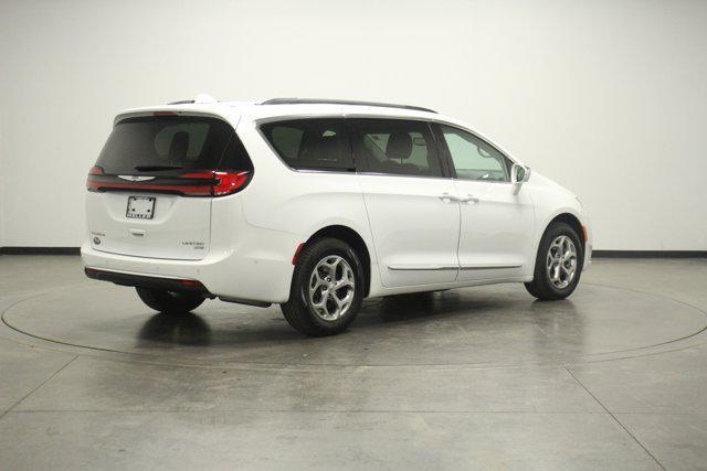 used 2022 Chrysler Pacifica car, priced at $37,962