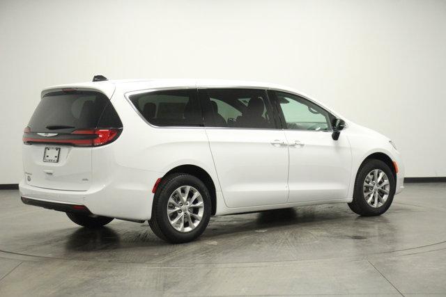 new 2025 Chrysler Pacifica car, priced at $47,140