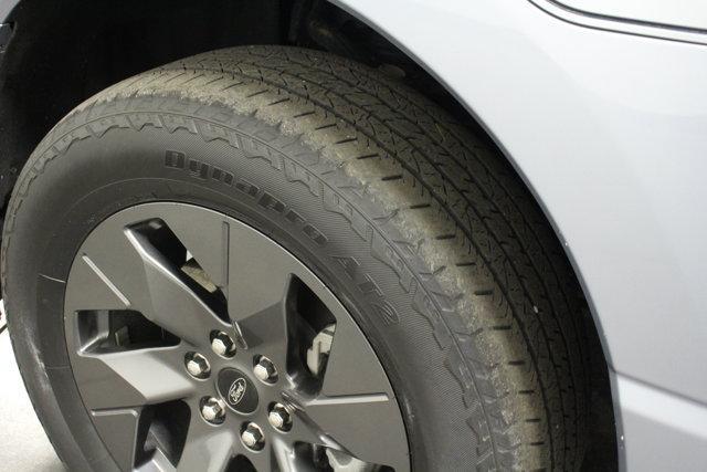 used 2022 Ford F-150 Lightning car, priced at $33,962