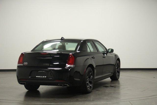 used 2022 Chrysler 300 car, priced at $25,962