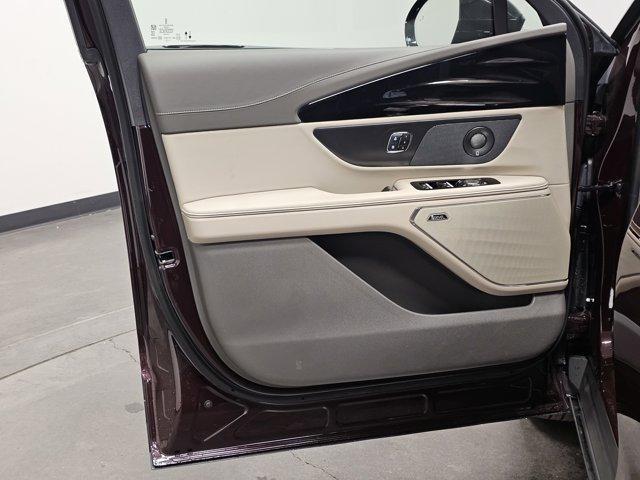 new 2025 Lincoln Nautilus car, priced at $64,570