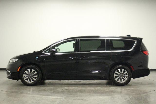 used 2025 Chrysler Pacifica Hybrid car, priced at $41,962