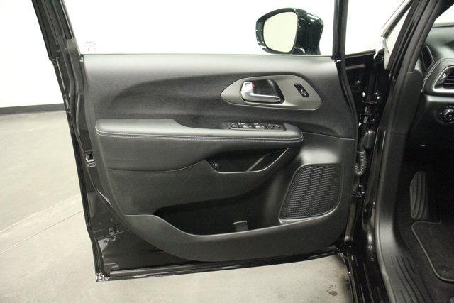 used 2025 Chrysler Pacifica Hybrid car, priced at $41,962