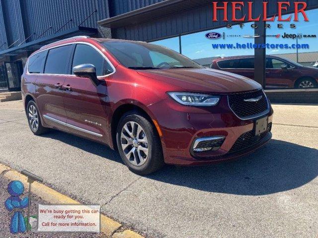 used 2023 Chrysler Pacifica car, priced at $43,962