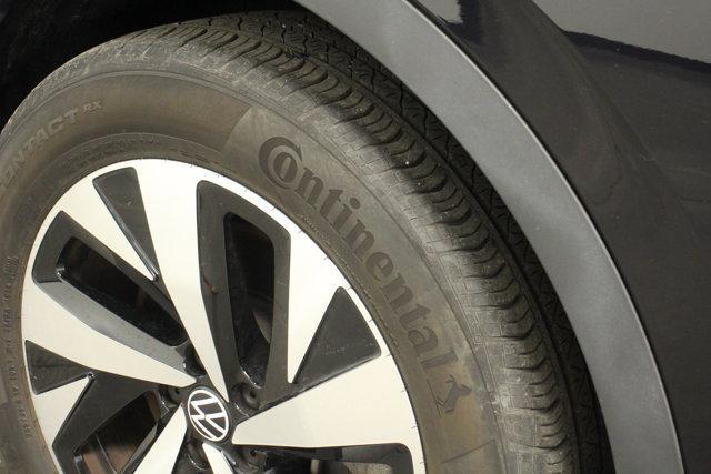 used 2023 Volkswagen ID.4 car, priced at $20,962