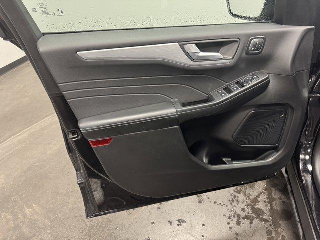 used 2025 Ford Escape car, priced at $29,962