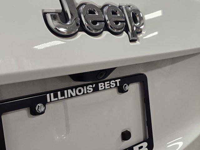 used 2017 Jeep Grand Cherokee car, priced at $16,962