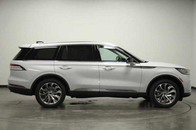 new 2025 Lincoln Aviator car, priced at $70,875