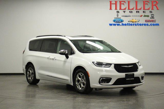 used 2023 Chrysler Pacifica car, priced at $32,962