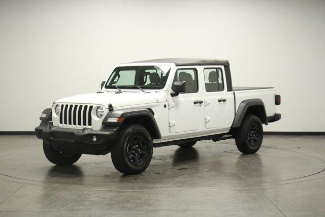 used 2022 Jeep Gladiator car, priced at $28,962