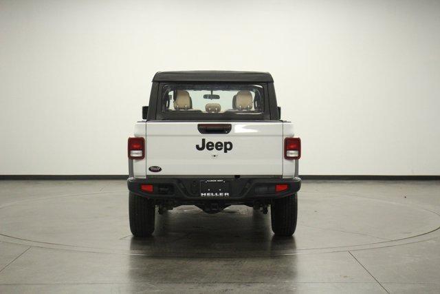 used 2022 Jeep Gladiator car, priced at $28,962