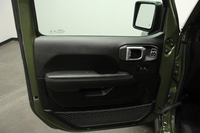 used 2021 Jeep Wrangler Unlimited car, priced at $33,962