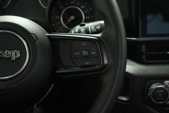 new 2025 Jeep Wrangler car, priced at $39,150