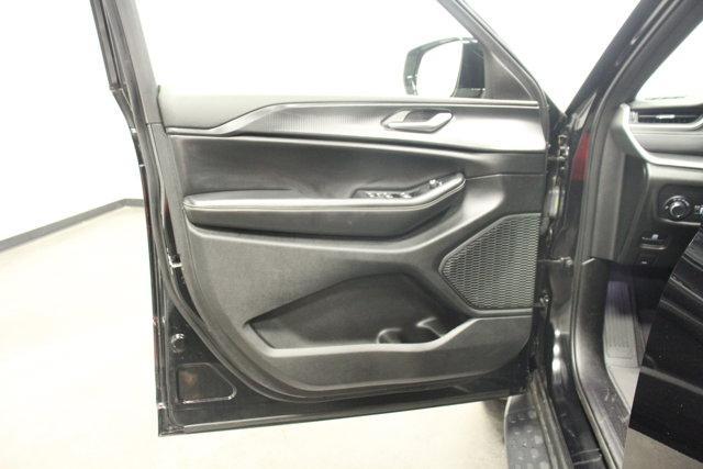 used 2023 Jeep Grand Cherokee car, priced at $29,962