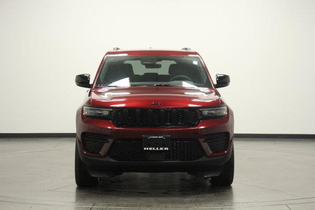 new 2025 Jeep Grand Cherokee car, priced at $48,175