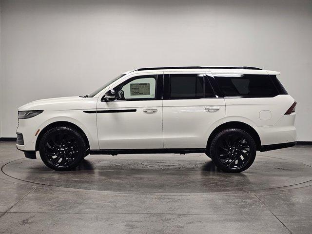 new 2025 Lincoln Navigator car, priced at $109,940