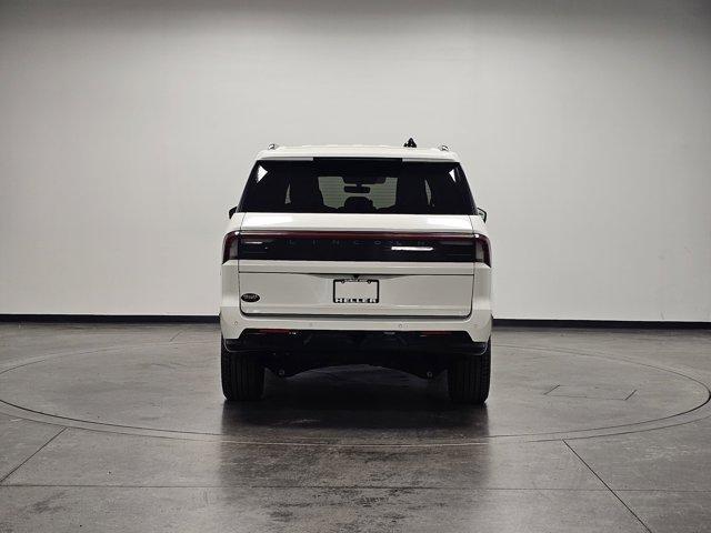 new 2025 Lincoln Navigator car, priced at $109,940