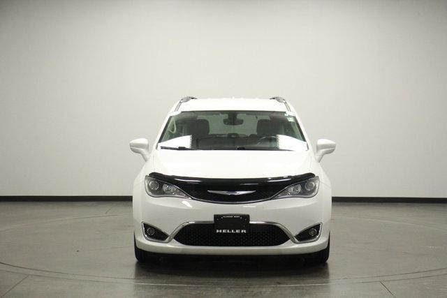 used 2017 Chrysler Pacifica car, priced at $14,962