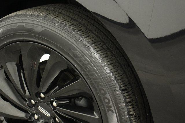used 2021 Lincoln Navigator car, priced at $52,962