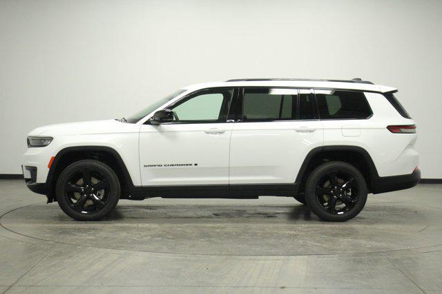 new 2024 Jeep Grand Cherokee L car, priced at $43,462