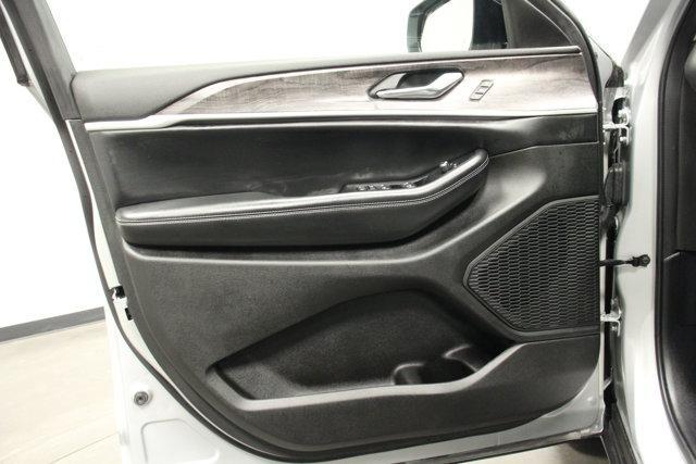used 2023 Jeep Grand Cherokee L car, priced at $28,962