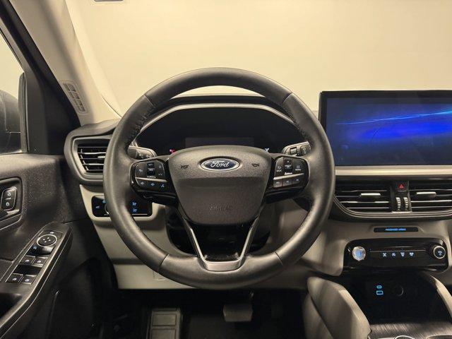 used 2023 Ford Escape car, priced at $25,462