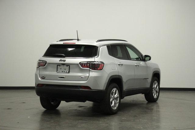 new 2025 Jeep Compass car, priced at $33,035