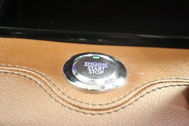 used 2024 Lincoln Navigator car, priced at $73,462